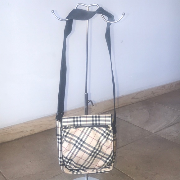 BURBERRY AUTHENTIC (BLUE LABEL) CROSSBODY - Picture 3 of 17